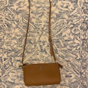 Tory Burch Robinson Robinson Pebbled Leather Crossbody